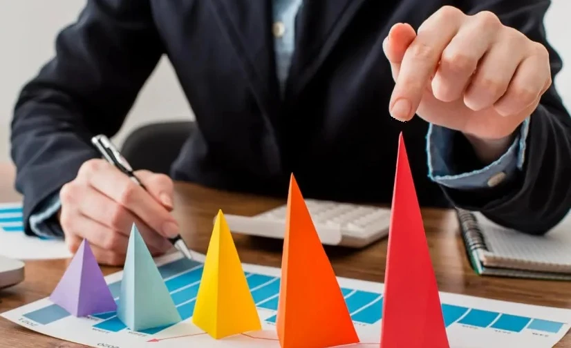 مدیریت عملکرد کارکنان در گذار از تولید صنعتی به کار شبکه ای